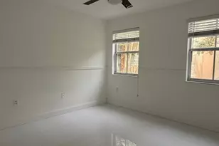 2451 E Centergate Dr, Miramar, FL 33025 - Photo 14
