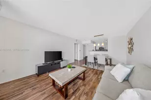 1155 Brickell Bay Dr, Miami, FL 33131 - Photo 8