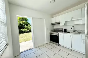 147 W 17th St, Riviera Beach, FL 33404 - Photo 4