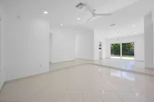 9515 SW 118th Ct, Miami, FL 33186 - Photo 6