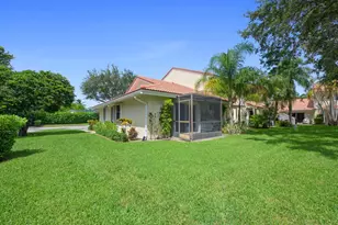 6371 Boca Cir, Boca Raton, FL 33433 - Photo 2