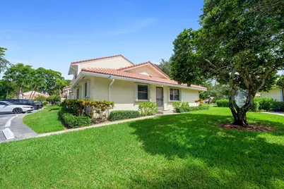 6371 Boca Circle, Boca Raton, FL 33433 - Photo 4