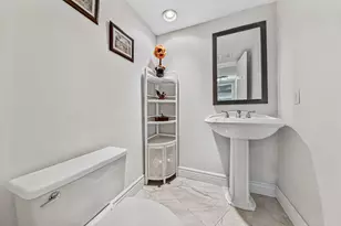 4020 W Palm Aire Dr, Pompano Beach, FL 33069 - Photo 30