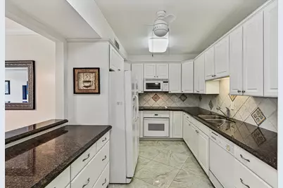 4020 W Palm Aire Drive #106, Pompano Beach, FL 33069 - Photo 10