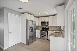 417 SW 8th Ave, Delray Beach, FL 33444 - Photo 18