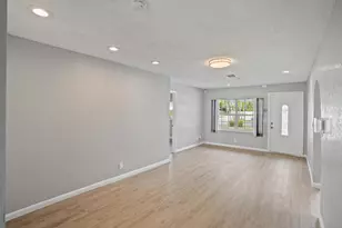 417 SW 8th Ave, Delray Beach, FL 33444 - Photo 12