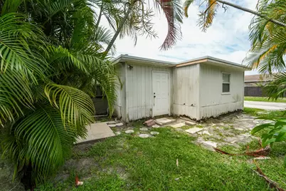 1007 Charles Street, West Palm Beach, FL 33401 - Photo 10