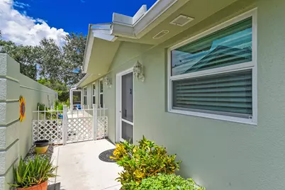 1711 SW Waterfall, Palm City, FL 34990 - Photo 2