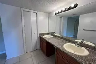 8040 Hampton Blvd, North Lauderdale, FL 33068 - Photo 42