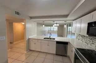 8040 Hampton Blvd, North Lauderdale, FL 33068 - Photo 4