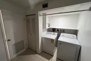 8040 Hampton Blvd, North Lauderdale, FL 33068 - Photo 22