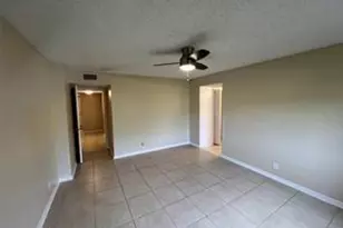 8040 Hampton Blvd, North Lauderdale, FL 33068 - Photo 16