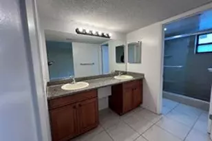 8040 Hampton Blvd, North Lauderdale, FL 33068 - Photo 18