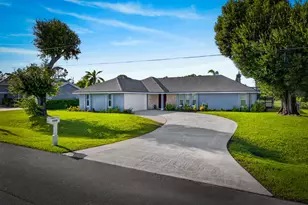 4800 Eagle Dr, Fort Pierce, FL 34951 - Photo 2