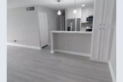 1700 SE 15th Street SE #309, Fort Lauderdale, FL 33316 - Photo 4