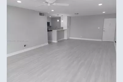 1700 SE 15th Street SE #309, Fort Lauderdale, FL 33316 - Photo 2