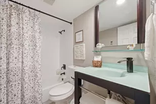 1438 Park Shore Cir, Fort Myers, FL 33901 - Photo 20