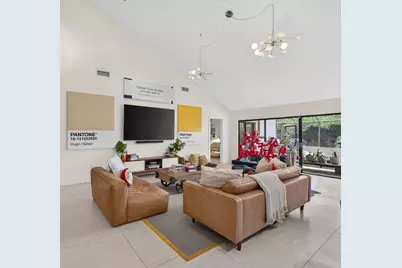 2613 Mohawk Circle, West Palm Beach, FL 33409 - Photo 2