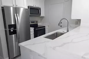 1700 SE 15th Street SE, Fort Lauderdale, FL 33316 - Photo 6