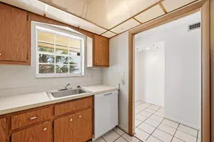 2160 NE 36th St, Lighthouse Point, FL 33064 - Photo 10
