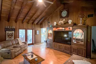 1464 Clydesdale Dr, The Acreage, FL 33470 - Photo 18