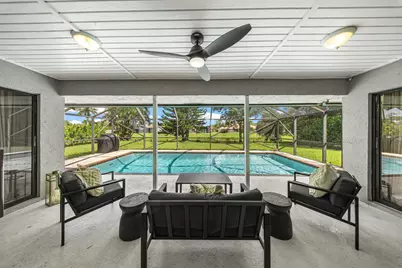 13471 Barberry Drive, Wellington, FL 33414 - Photo 18
