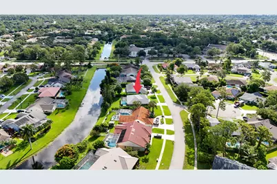 13471 Barberry Drive, Wellington, FL 33414 - Photo 32