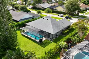 13471 Barberry Dr, Wellington, FL 33414 - Photo 26