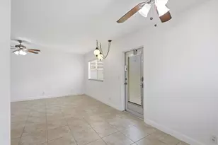 164 Seville G, Delray Beach, FL 33446 - Photo 10