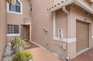 8596 Jade Dr, Tamarac, FL 33321 - Photo 2