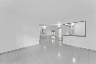 6705 W 26th Dr, Hialeah, FL 33016 - Photo 6