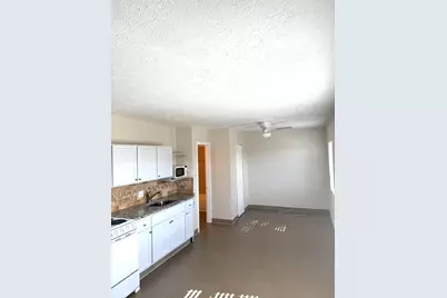 605 N Federal Highway #14, Lake Worth Beach, FL 33460 - Photo 2