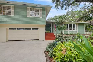 14 Emarita Way, Sewalls Point, FL 34996 - Photo 2