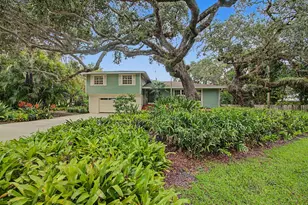 14 Emarita Way, Sewalls Point, FL 34996 - Photo 1
