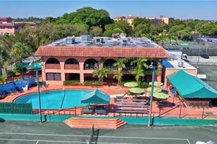 650 Tennis Club Dr, Fort Lauderdale, FL 33311 - Photo 30
