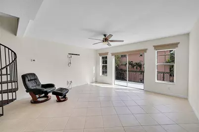 650 Tennis Club Drive #305, Fort Lauderdale, FL 33311 - Photo 6