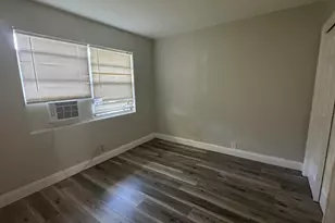 1025 13th St, West Palm Beach, FL 33401 - Photo 8