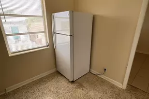 1025 13th St, West Palm Beach, FL 33401 - Photo 6