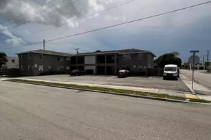 1025 13th St, West Palm Beach, FL 33401 - Photo 2