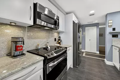 511 Lucerne Avenue #312, Lake Worth Beach, FL 33460 - Photo 14