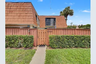 310 Buttonwood Lane #B, Boynton Beach, FL 33436 - Photo 1