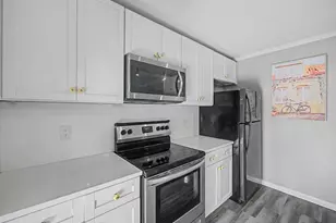 310 Buttonwood Ln, Boynton Beach, FL 33436 - Photo 4