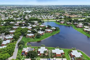 310 Buttonwood Ln, Boynton Beach, FL 33436 - Photo 16