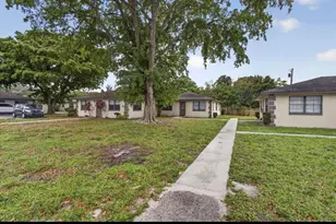 4726 Summit Blvd, West Palm Beach, FL 33415 - Photo 10