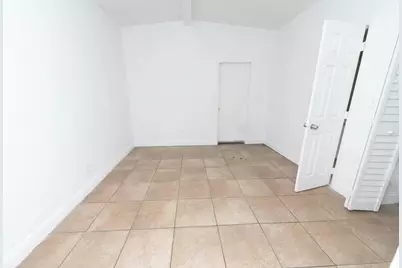 205 NW 33rd Avenue, Lauderhill, FL 33311 - Photo 16