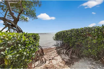 218 NE Edgewater Drive, Hutchinson Island, FL 34996 - Photo 14
