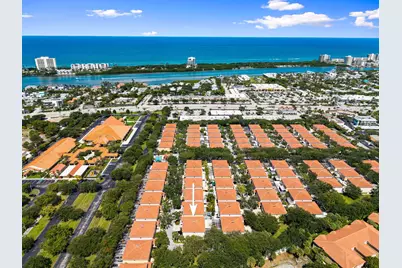 48 Live Oak Circle, Jupiter, FL 33469 - Photo 2