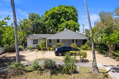 330 Marlborough Place, West Palm Beach, FL 33405 - Photo 1