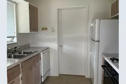 213 NE Prima Vista Boulevard, Port Saint Lucie, FL 34983 - Photo 6
