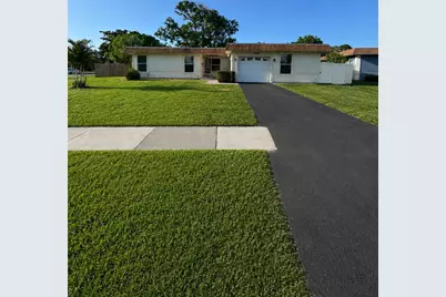 7816 NW 70th Terrace, Tamarac, FL 33321 - Photo 1